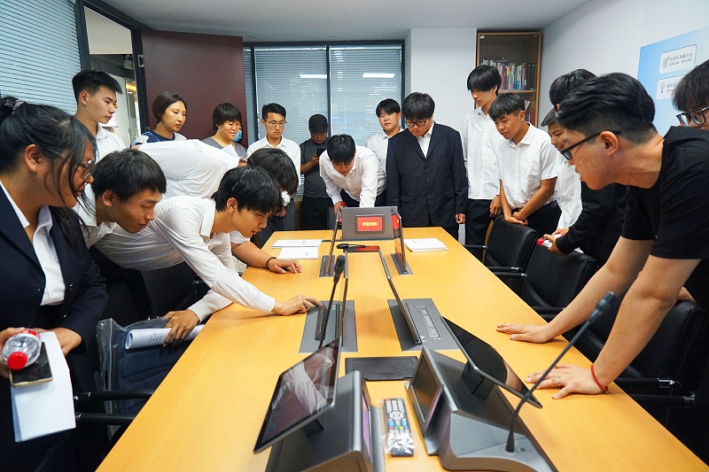 14校企合作 走进职场 协同育人丨欢迎北京市经贸高级技术学校师生来ZOBO草莓APP下载安装参观学习
